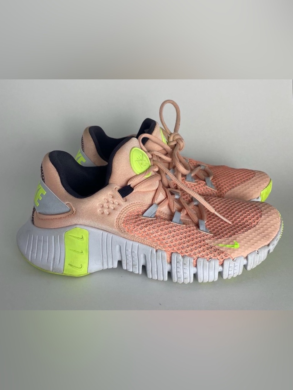 Women’s Nike Metcon Size 7